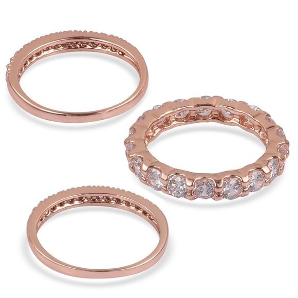 Simulated Diamond 3 Ring Set Size 8 - Picture 3 of 4